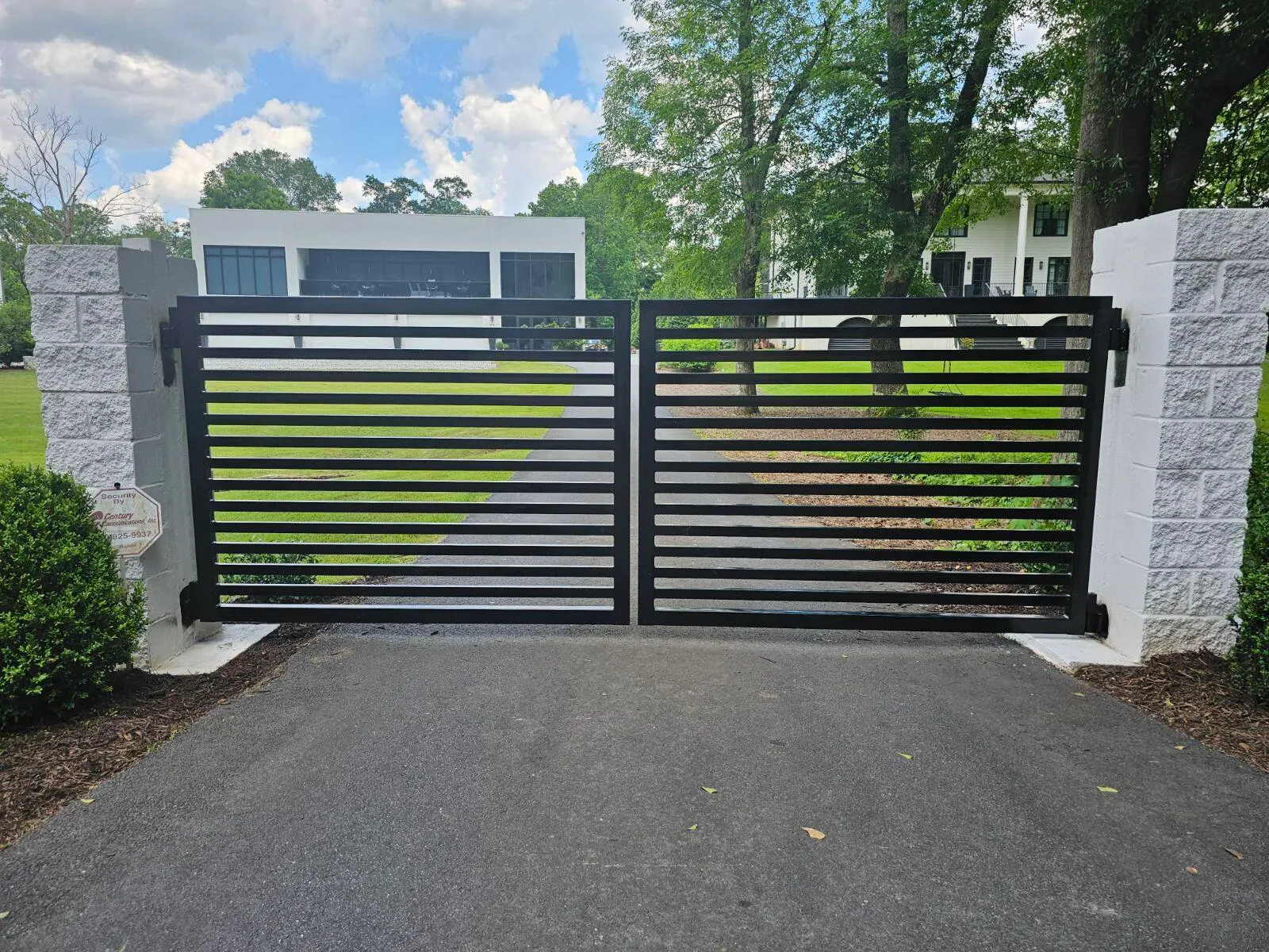 Modern Gate